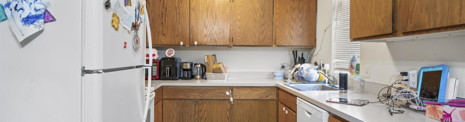 3rd Street, Granger, Washington 98932, 8 Bedrooms Bedrooms, 0 ,4 BathroomsBathrooms,Multi-family,For Sale,3rd Street,0,290074