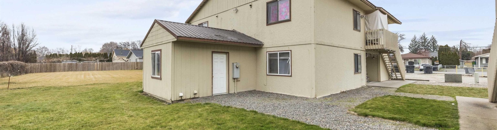 3rd Street, Granger, Washington 98932, 8 Bedrooms Bedrooms, 0 ,4 BathroomsBathrooms,Multi-family,For Sale,3rd Street,0,290074