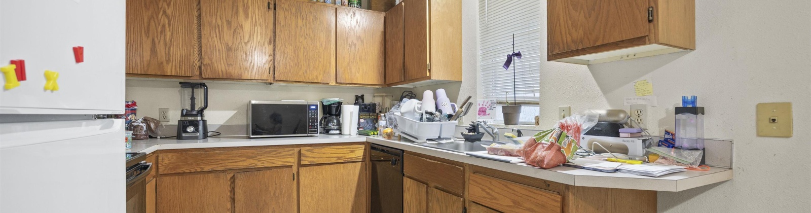 3rd Street, Granger, Washington 98932, 8 Bedrooms Bedrooms, 0 ,4 BathroomsBathrooms,Multi-family,For Sale,3rd Street,0,290074