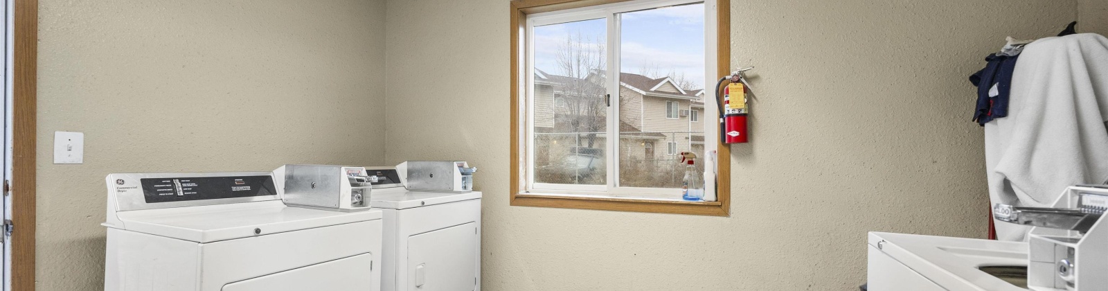 3rd Street, Granger, Washington 98932, 8 Bedrooms Bedrooms, 0 ,4 BathroomsBathrooms,Multi-family,For Sale,3rd Street,0,290074