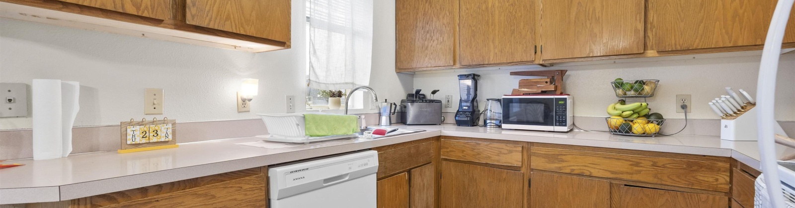 3rd Street, Granger, Washington 98932, 8 Bedrooms Bedrooms, 0 ,4 BathroomsBathrooms,Multi-family,For Sale,3rd Street,0,290074