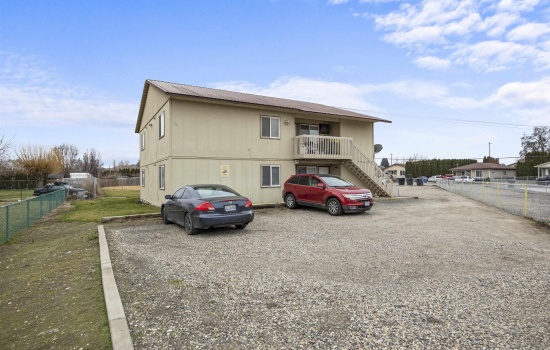 3rd Street, Granger, Washington 98932, 8 Bedrooms Bedrooms, 0 ,3 BathroomsBathrooms,Multi-family,For Sale,3rd Street,0,290073