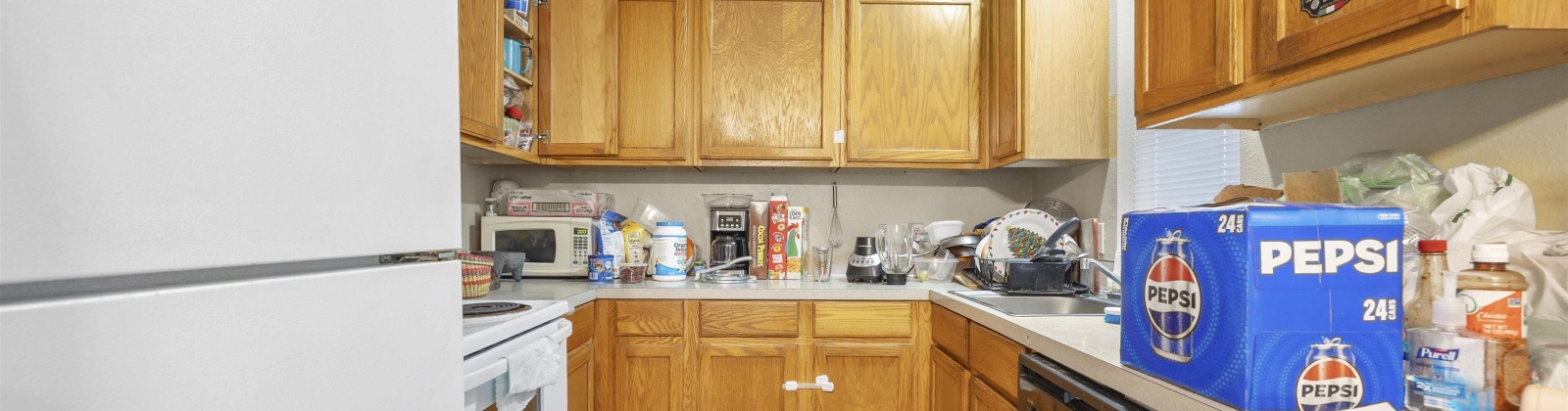 3rd Street, Granger, Washington 98932, 8 Bedrooms Bedrooms, 0 ,3 BathroomsBathrooms,Multi-family,For Sale,3rd Street,0,290073