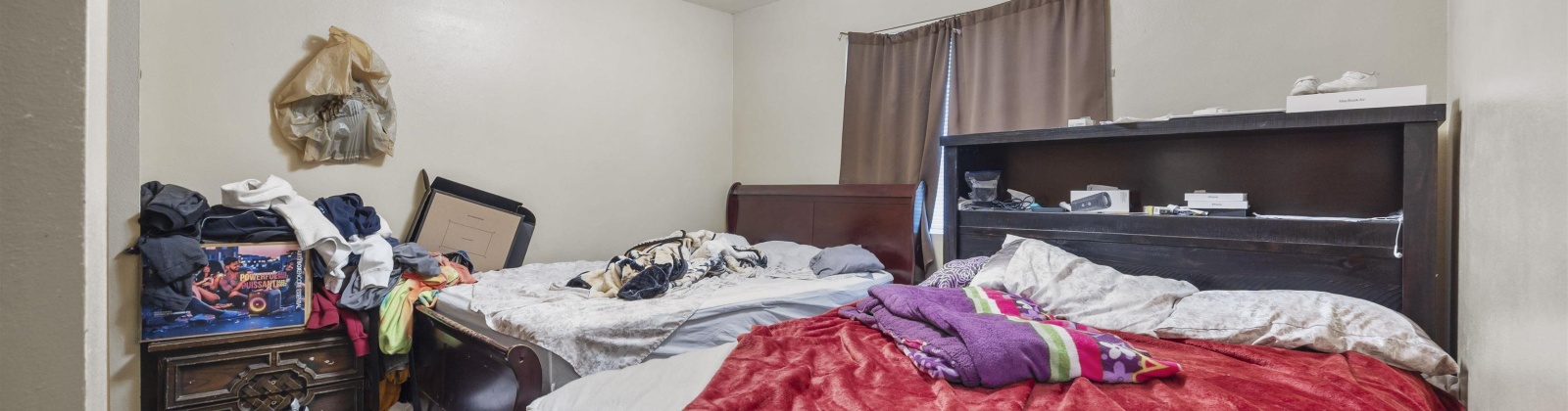 3rd Street, Granger, Washington 98932, 8 Bedrooms Bedrooms, 0 ,3 BathroomsBathrooms,Multi-family,For Sale,3rd Street,0,290073