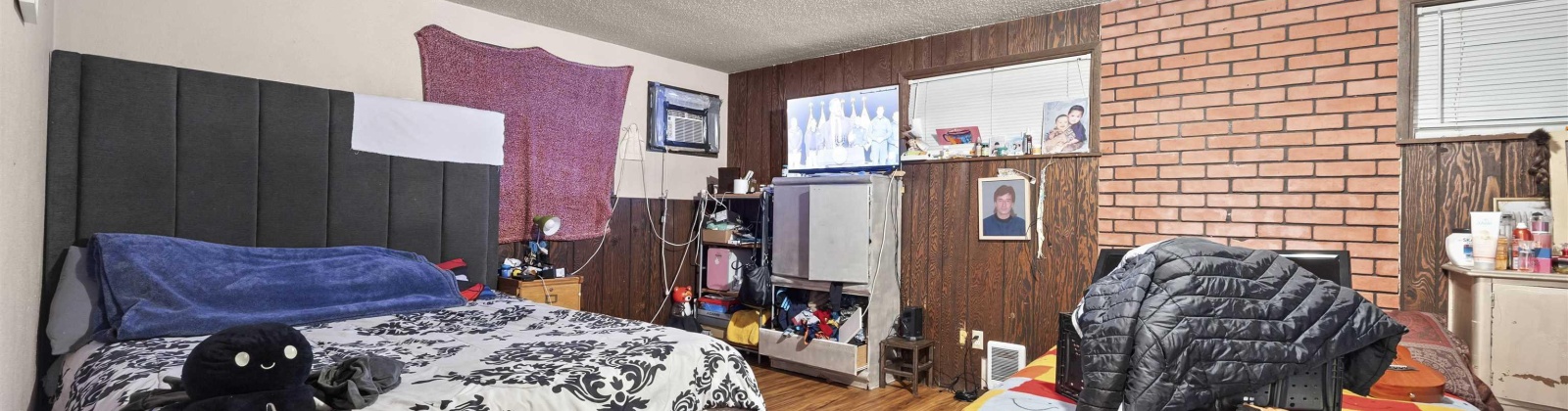 D Street, Wapato, Washington 98951, 5 Bedrooms Bedrooms, 0 ,3 BathroomsBathrooms,Multi-family,For Sale,D Street,0,290072