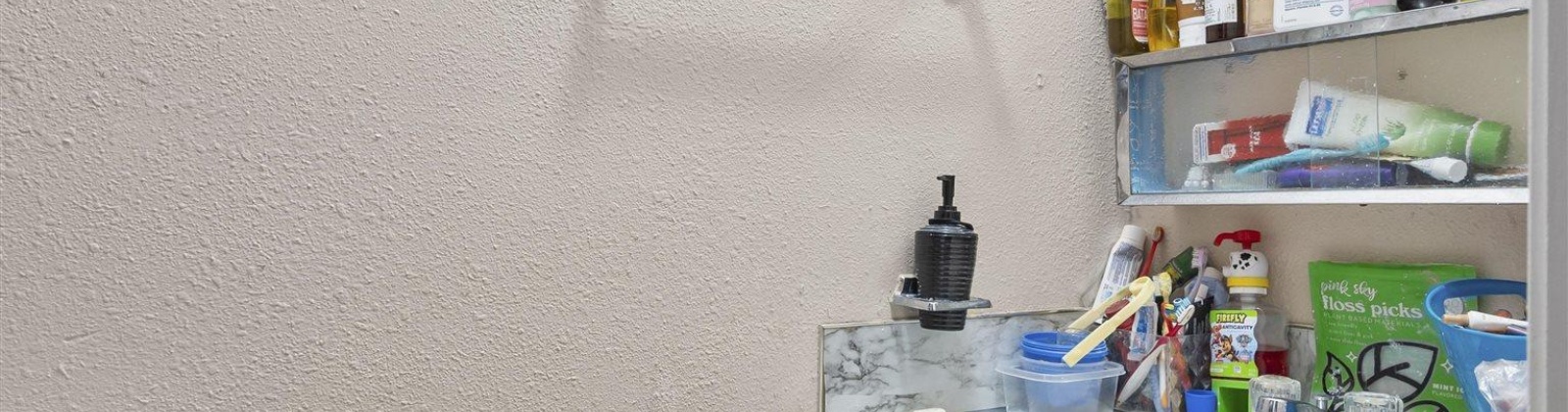 D Street, Wapato, Washington 98951, 5 Bedrooms Bedrooms, 0 ,3 BathroomsBathrooms,Multi-family,For Sale,D Street,0,290072