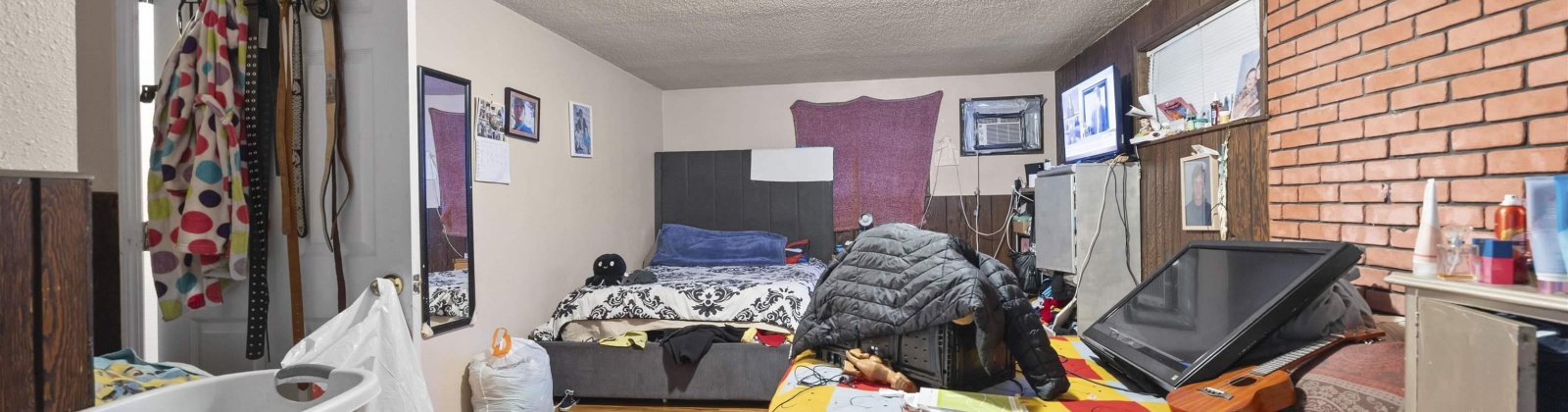 D Street, Wapato, Washington 98951, 5 Bedrooms Bedrooms, 0 ,3 BathroomsBathrooms,Multi-family,For Sale,D Street,0,290072