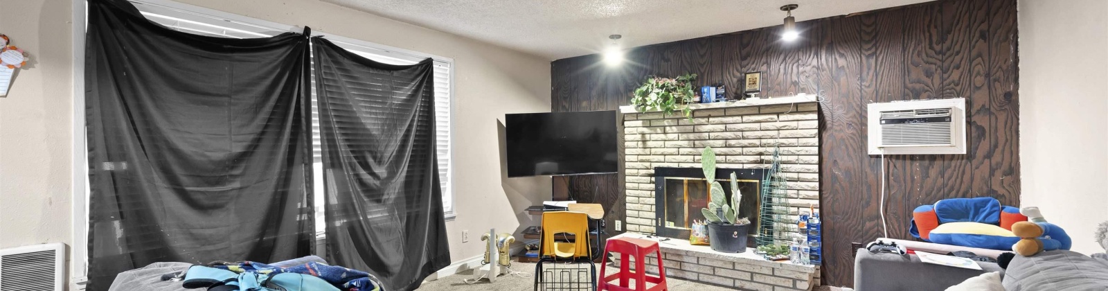 D Street, Wapato, Washington 98951, 5 Bedrooms Bedrooms, 0 ,3 BathroomsBathrooms,Multi-family,For Sale,D Street,0,290072