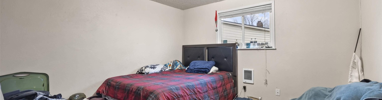 D Street, Wapato, Washington 98951, 5 Bedrooms Bedrooms, 0 ,3 BathroomsBathrooms,Multi-family,For Sale,D Street,0,290072