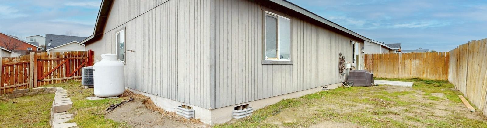 Wyoming Street, Kennewick, Washington 99336, 3 Bedrooms Bedrooms, 0 ,2 BathroomsBathrooms,Houses,For Sale,Wyoming Street,0,290067