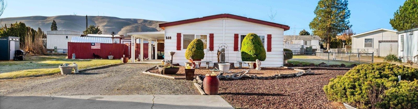 Crestwood Drive, Richland, Washington 99352, 3 Bedrooms Bedrooms, 0 ,2 BathroomsBathrooms,Manufactured Homes,For Sale,Crestwood Drive,0,290065