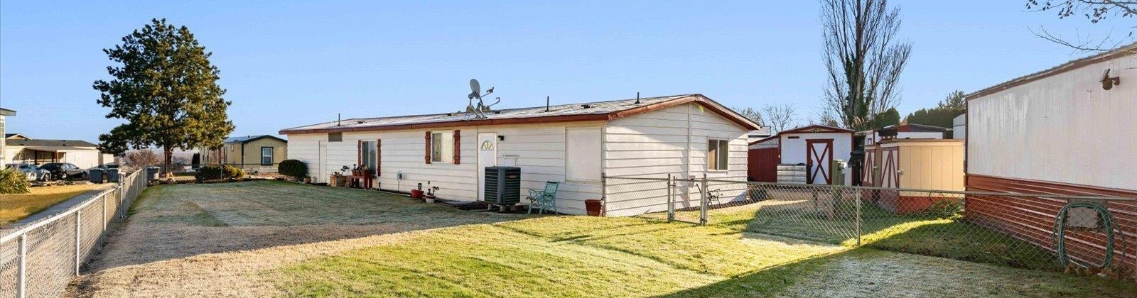 Crestwood Drive, Richland, Washington 99352, 3 Bedrooms Bedrooms, 0 ,2 BathroomsBathrooms,Manufactured Homes,For Sale,Crestwood Drive,0,290065