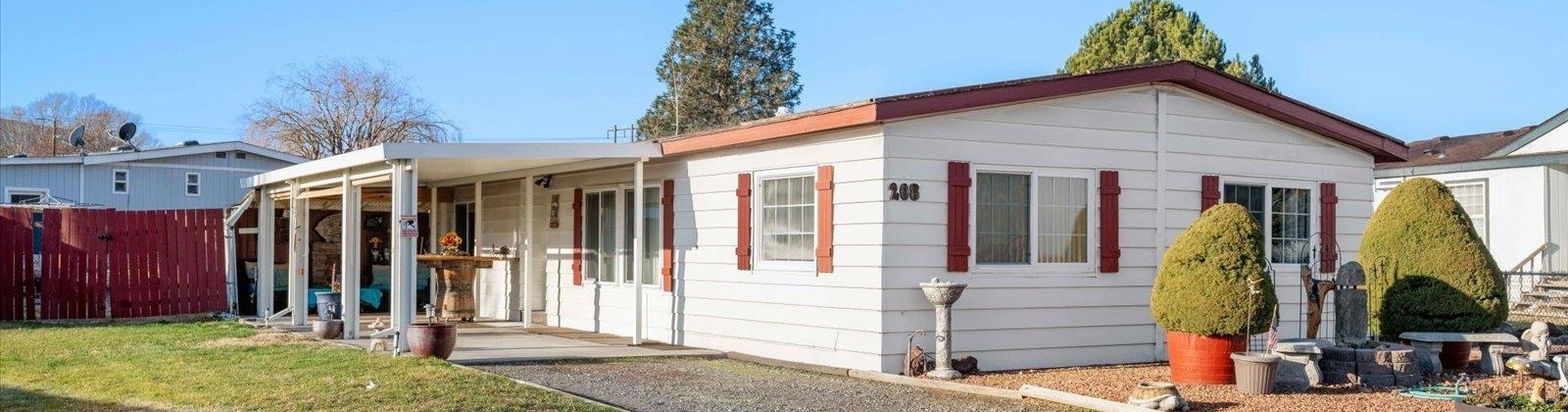 Crestwood Drive, Richland, Washington 99352, 3 Bedrooms Bedrooms, 0 ,2 BathroomsBathrooms,Manufactured Homes,For Sale,Crestwood Drive,0,290065