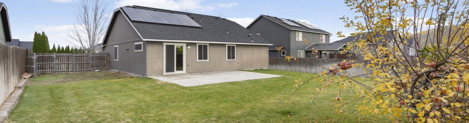 Crab Apple Circle, West Richland, Washington 99353, 3 Bedrooms Bedrooms, 0 ,2 BathroomsBathrooms,Houses,For Sale,Crab Apple Circle,0,288906