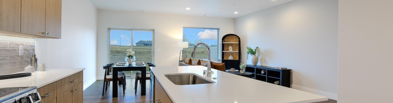 Road 114, Pasco, Washington 99301, 3 Bedrooms Bedrooms, 0 ,3 BathroomsBathrooms,Condos/townhomes,For Sale,Road 114,0,290078