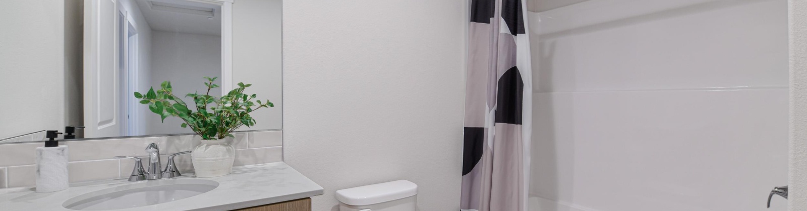 Road 114, Pasco, Washington 99301, 3 Bedrooms Bedrooms, 0 ,3 BathroomsBathrooms,Condos/townhomes,For Sale,Road 114,0,290078