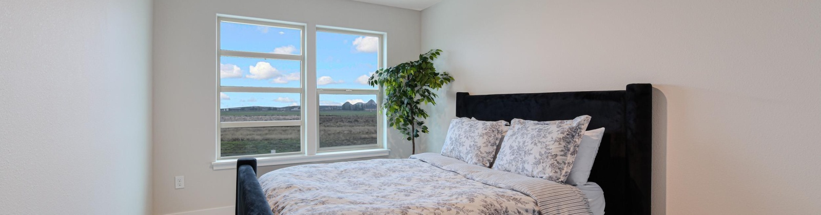 Road 114, Pasco, Washington 99301, 3 Bedrooms Bedrooms, 0 ,3 BathroomsBathrooms,Condos/townhomes,For Sale,Road 114,0,290078