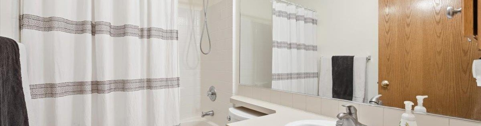 Edgewood Dr, Richland, Washington 99352, 4 Bedrooms Bedrooms, 0 ,3 BathroomsBathrooms,Houses,For Sale,Edgewood Dr,0,290086