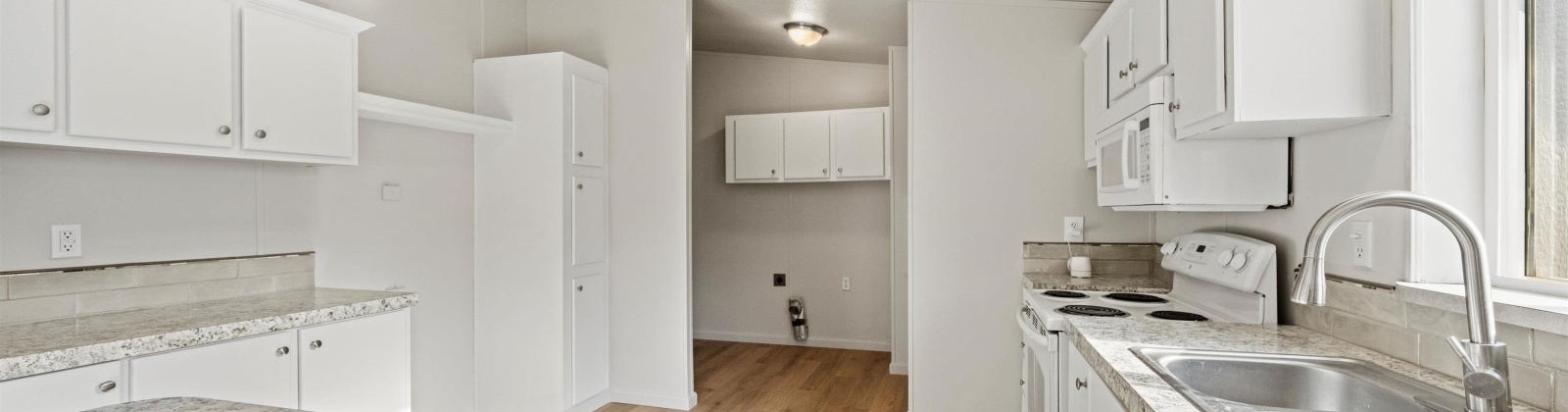 Lantana Ave, Richland, Washington 99336, 4 Bedrooms Bedrooms, 0 ,2 BathroomsBathrooms,Manufactured Homes,For Sale,Lantana Ave,0,290088