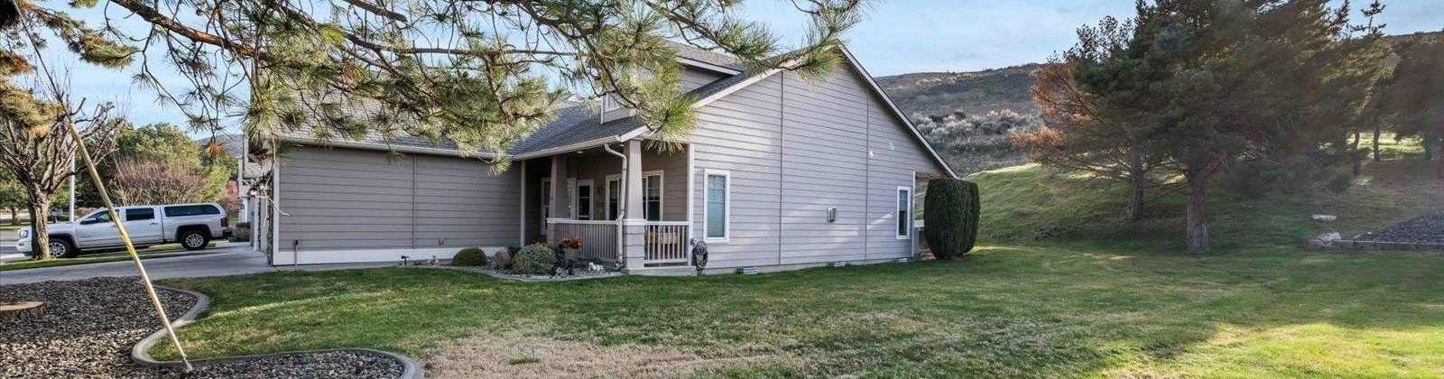 20th Ct, Kennewick, Washington 99338, 3 Bedrooms Bedrooms, 0 ,2 BathroomsBathrooms,Condos/townhomes,For Sale,20th Ct,0,290089