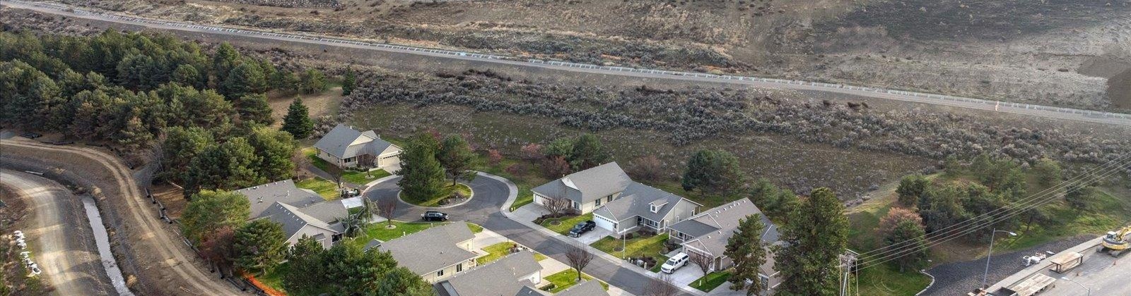 20th Ct, Kennewick, Washington 99338, 3 Bedrooms Bedrooms, 0 ,2 BathroomsBathrooms,Condos/townhomes,For Sale,20th Ct,0,290089