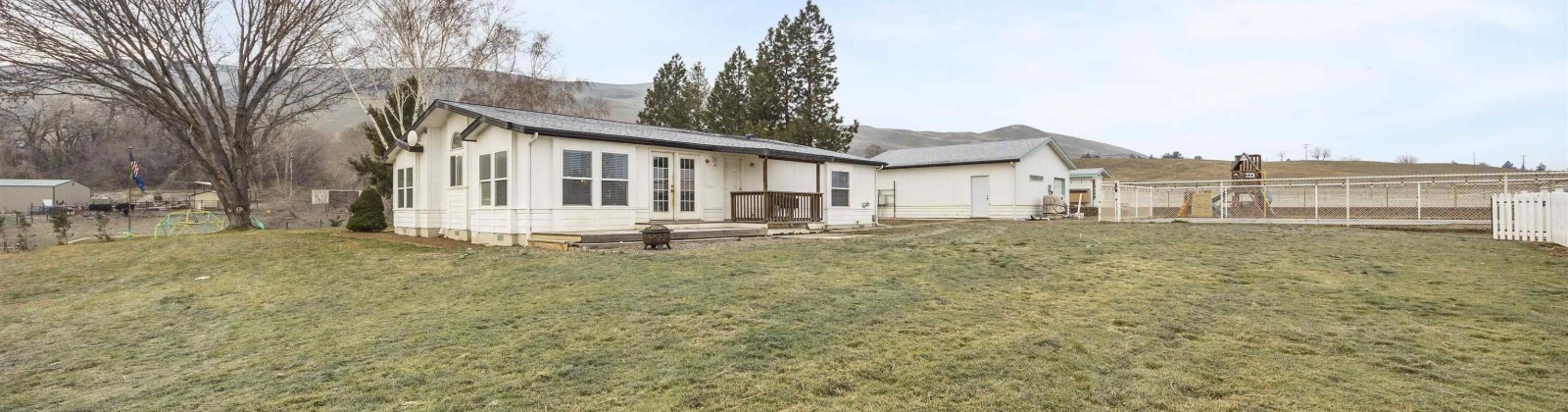 140 PR NW, Benton City, Washington 99320, 3 Bedrooms Bedrooms, 0 ,2 BathroomsBathrooms,Manufactured Homes,For Sale,140 PR NW,0,290114