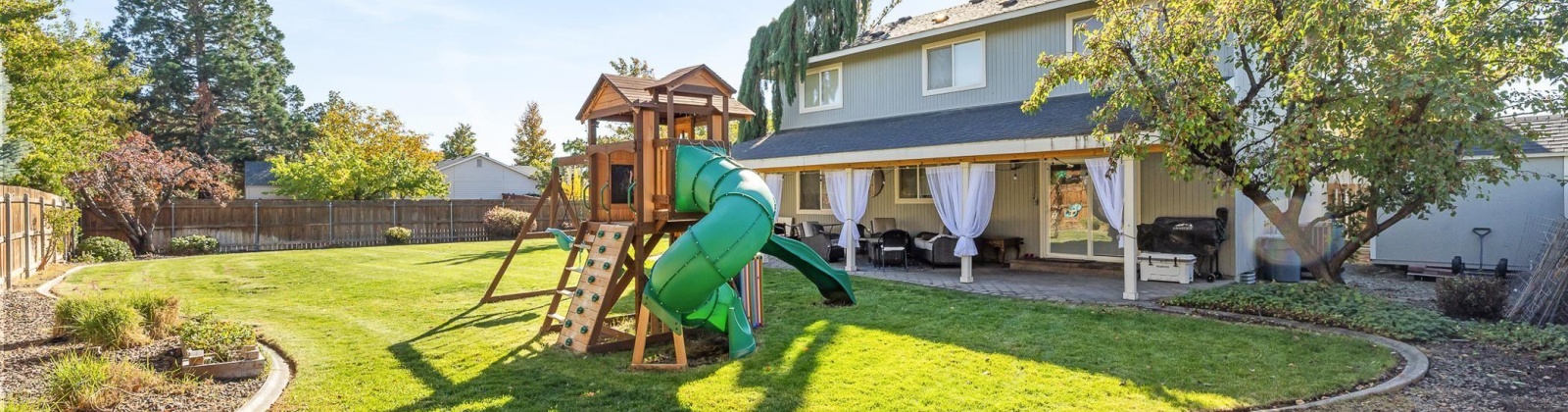 Blue Heron Blvd, West Richland, Washington 99353, 4 Bedrooms Bedrooms, 0 ,3 BathroomsBathrooms,Houses,For Sale,Blue Heron Blvd,0,290113