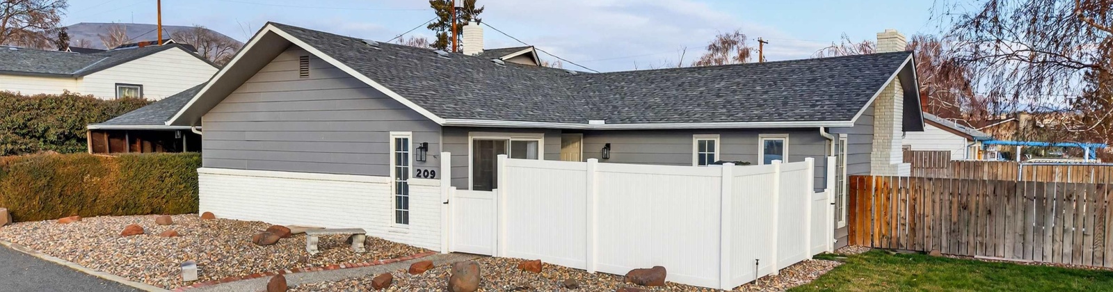 Ridgeway, Yakima, Washington 98901, 3 Bedrooms Bedrooms, 0 ,2 BathroomsBathrooms,Houses,For Sale,Ridgeway,0,290112