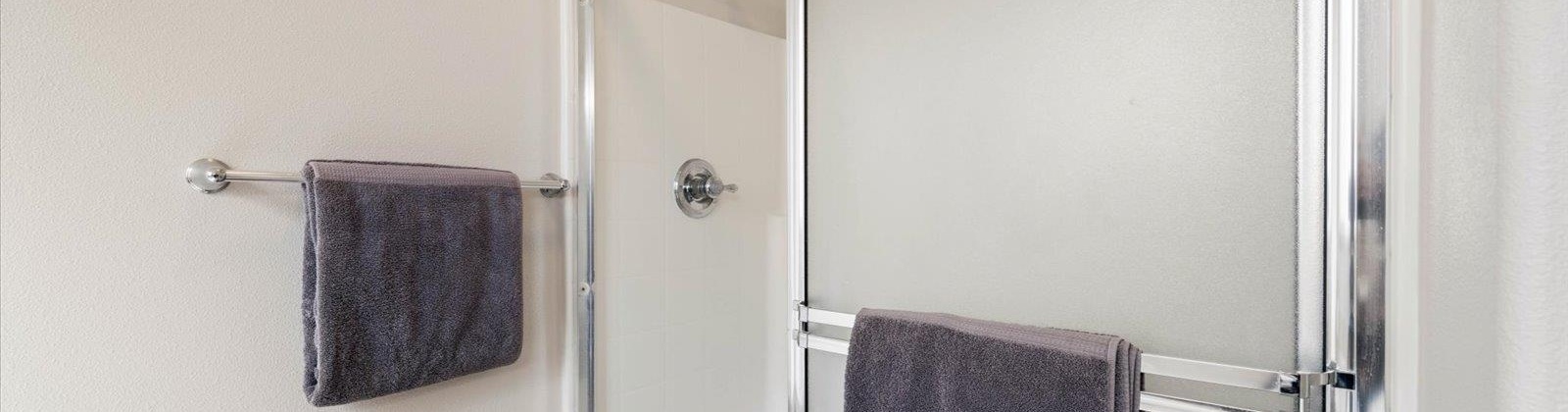 Keller Street, Kennewick, Washington 99337, 4 Bedrooms Bedrooms, 0 ,3 BathroomsBathrooms,Houses,For Sale,Keller Street,0,290107