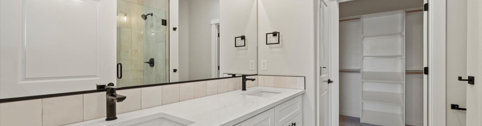 Kalani Ct, West Richland, Washington 99353, 2 Bedrooms Bedrooms, 0 ,2 BathroomsBathrooms,Condos/townhomes,For Sale,Kalani Ct,0,290105