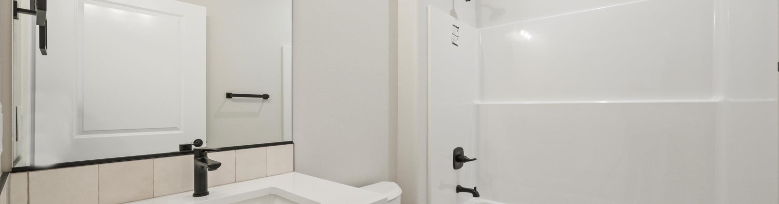 Kalani Ct, West Richland, Washington 99353, 2 Bedrooms Bedrooms, 0 ,2 BathroomsBathrooms,Condos/townhomes,For Sale,Kalani Ct,0,290105