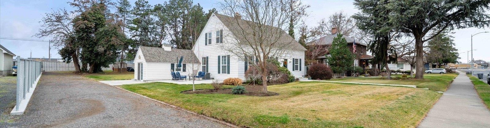 West 1st Avenue, Kennewick, Washington 99336, 3 Bedrooms Bedrooms, 0 ,2 BathroomsBathrooms,Houses,For Sale,West 1st Avenue,0,290122