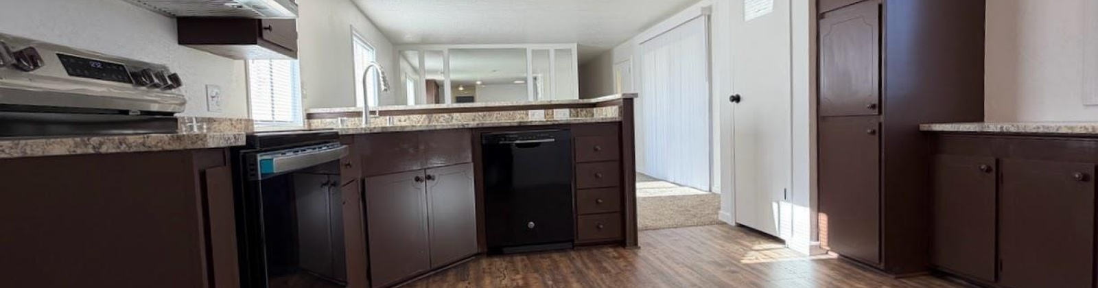 19th Ave, Kennewick, Washington 99337, 3 Bedrooms Bedrooms, 0 ,2 BathroomsBathrooms,Manufactured Homes,For Sale,19th Ave,0,290132