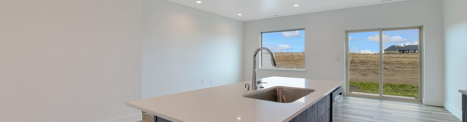 Road 114, Pasco, Washington 99301, 3 Bedrooms Bedrooms, 0 ,3 BathroomsBathrooms,Condos/townhomes,For Sale,Road 114,0,290127