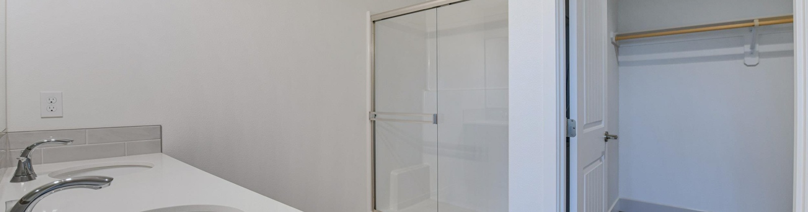 Road 114, Pasco, Washington 99301, 3 Bedrooms Bedrooms, 0 ,3 BathroomsBathrooms,Condos/townhomes,For Sale,Road 114,0,290127