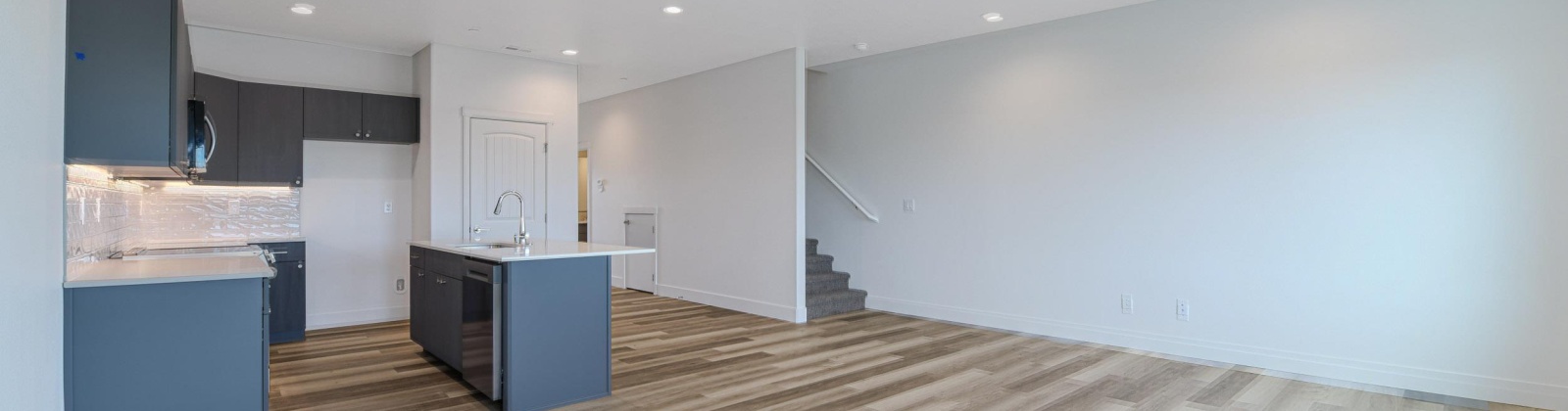 Road 114, Pasco, Washington 99301, 3 Bedrooms Bedrooms, 0 ,3 BathroomsBathrooms,Condos/townhomes,For Sale,Road 114,0,290127