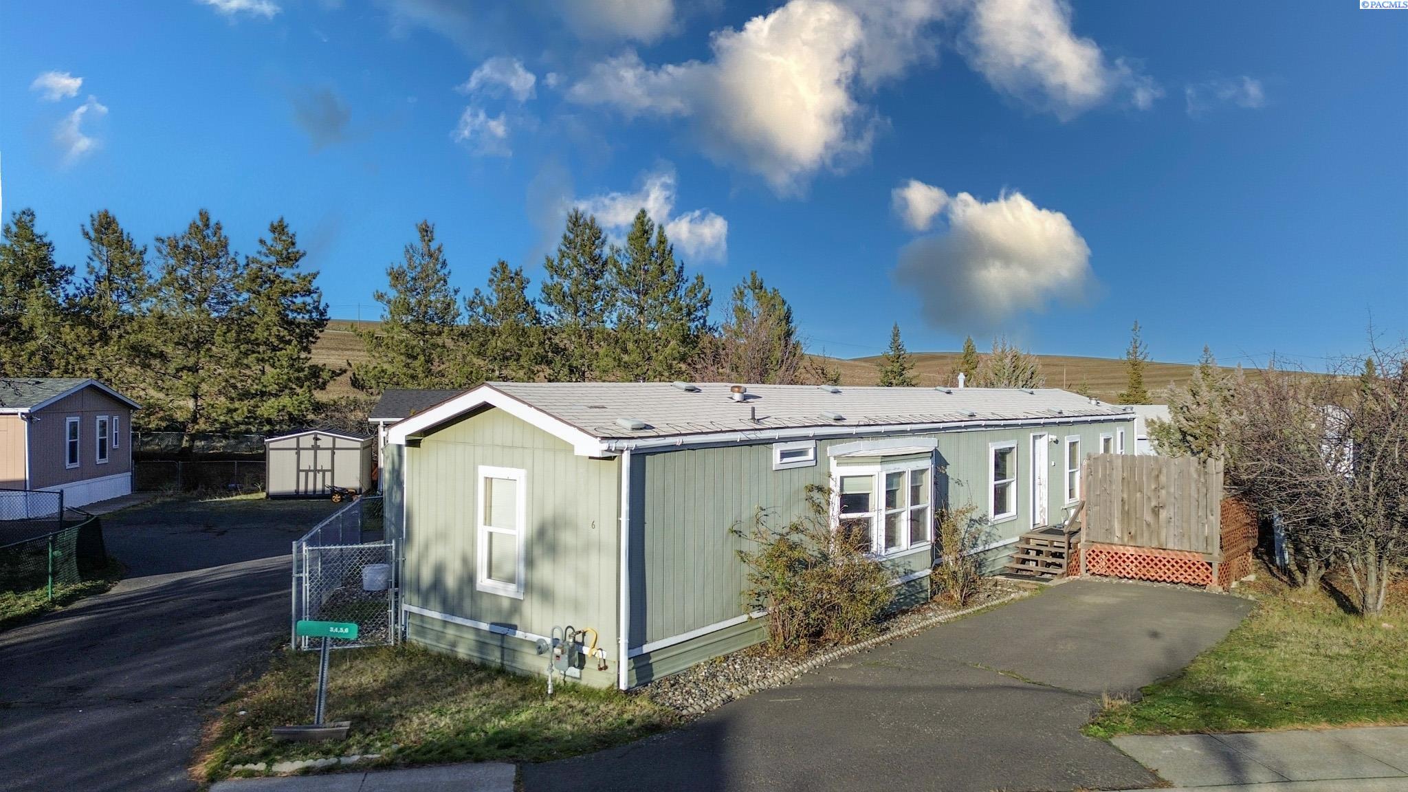 Golden Hills Dr, Pullman, Washington 99163, 2 Bedrooms Bedrooms, 0 ,2 BathroomsBathrooms,Manufactured Homes,For Sale,Golden Hills Dr,0,289414