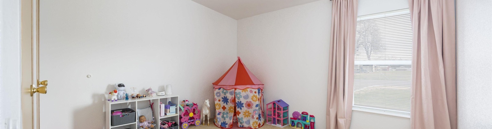 45th Ave, West Richland, Washington 99353, 3 Bedrooms Bedrooms, 0 ,2 BathroomsBathrooms,Manufactured Homes,For Sale,45th Ave,0,289740