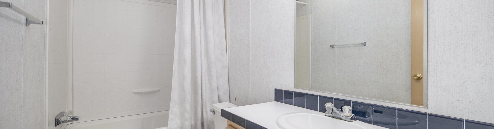 45th Ave, West Richland, Washington 99353, 3 Bedrooms Bedrooms, 0 ,2 BathroomsBathrooms,Manufactured Homes,For Sale,45th Ave,0,289740