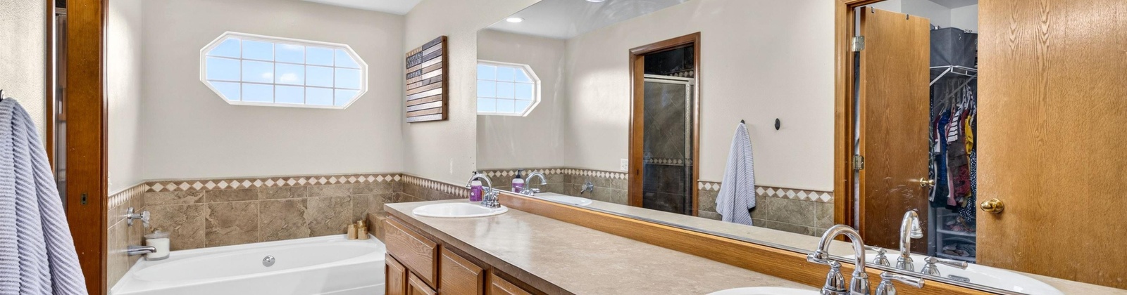 Conway Dr, Kennewick, Washington 99337, 3 Bedrooms Bedrooms, 0 ,3 BathroomsBathrooms,Houses,For Sale,Conway Dr,0,290158