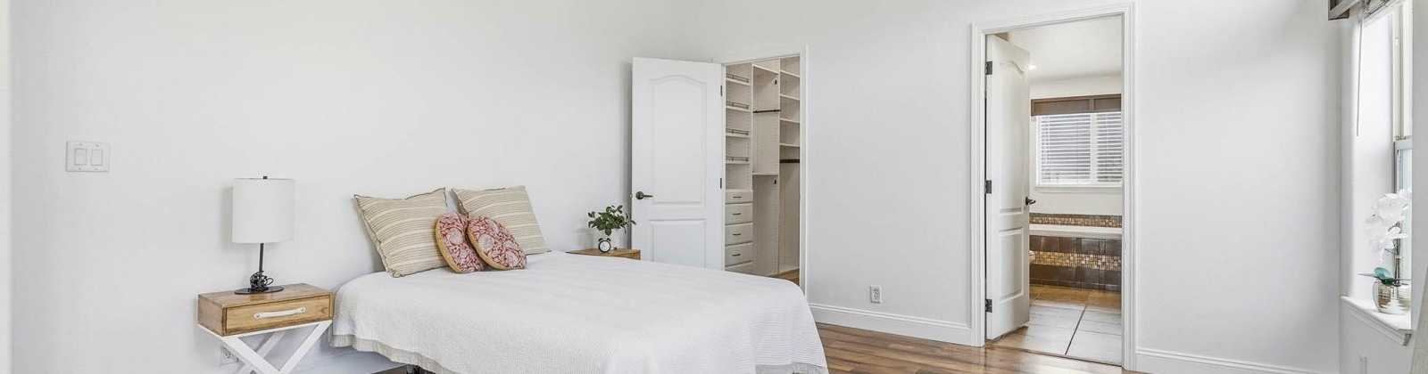 2066 PrSE, Kennewick, Washington 99337, 4 Bedrooms Bedrooms, 0 ,3 BathroomsBathrooms,Manufactured Homes,For Sale,2066 PrSE,0,290160