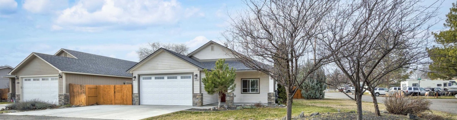 Grant Loop, West Richland, Washington 99353, 3 Bedrooms Bedrooms, 0 ,2 BathroomsBathrooms,Houses,For Sale,Grant Loop,0,290162