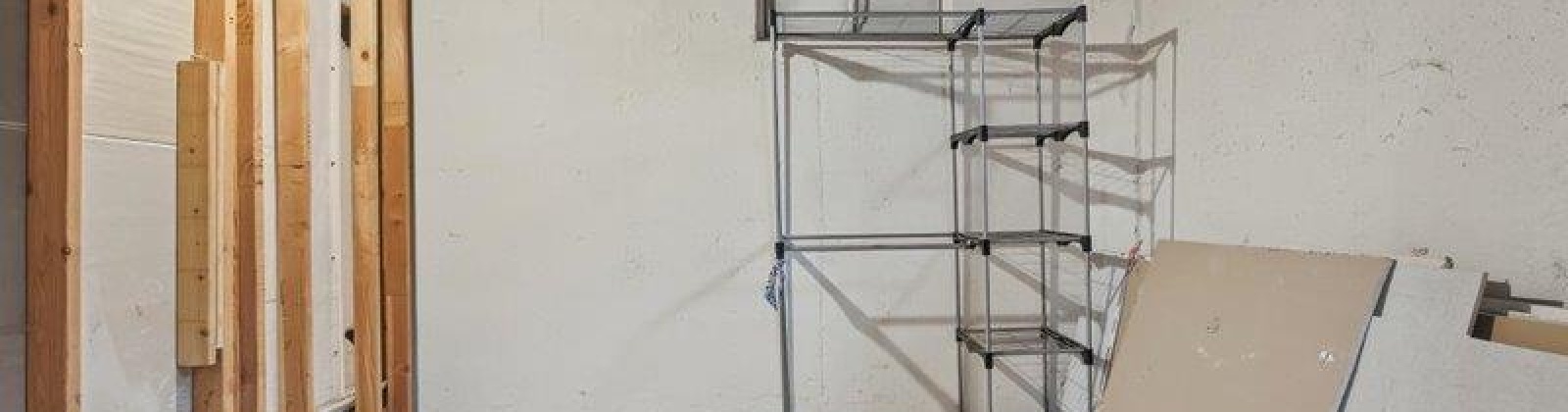 6th Place, Kennewick, Washington 99336, 3 Bedrooms Bedrooms, 0 ,2 BathroomsBathrooms,Houses,For Sale,6th Place,0,290165