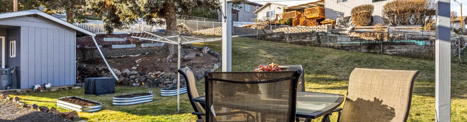 12th Street, Selah, Washington 98942, 3 Bedrooms Bedrooms, 0 ,2 BathroomsBathrooms,Houses,For Sale,12th Street,0,290177