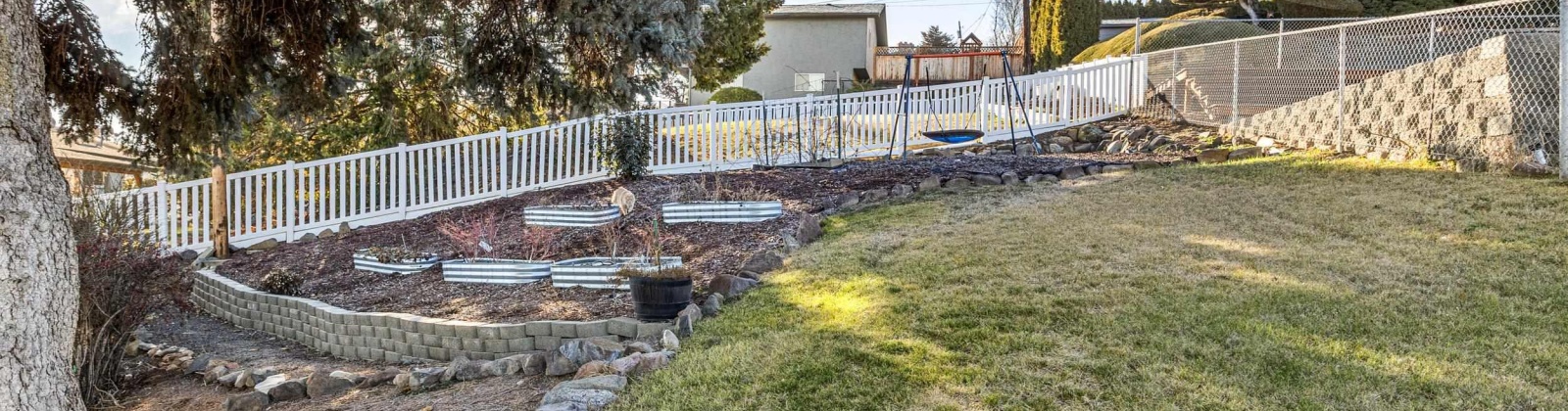 12th Street, Selah, Washington 98942, 3 Bedrooms Bedrooms, 0 ,2 BathroomsBathrooms,Houses,For Sale,12th Street,0,290177