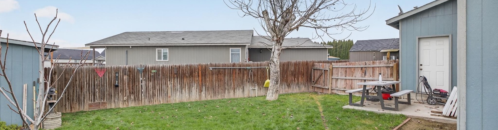 Armas Ct, Grandview, Washington 98930, 3 Bedrooms Bedrooms, 0 ,2 BathroomsBathrooms,Houses,For Sale,Armas Ct,0,289272