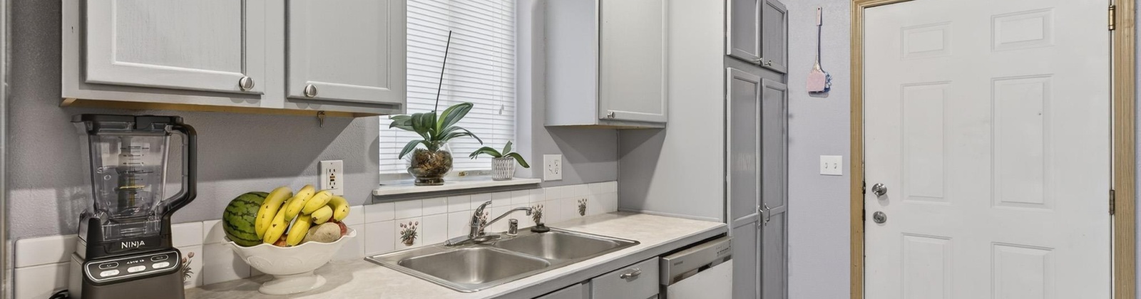 Armas Ct, Grandview, Washington 98930, 3 Bedrooms Bedrooms, 0 ,2 BathroomsBathrooms,Houses,For Sale,Armas Ct,0,289272