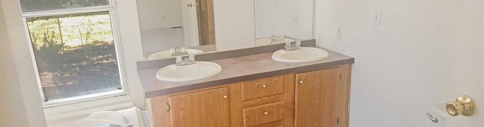 1st St, Endicott, Washington 99125, 3 Bedrooms Bedrooms, 0 ,2 BathroomsBathrooms,Manufactured Homes,For Sale,1st St,0,290210