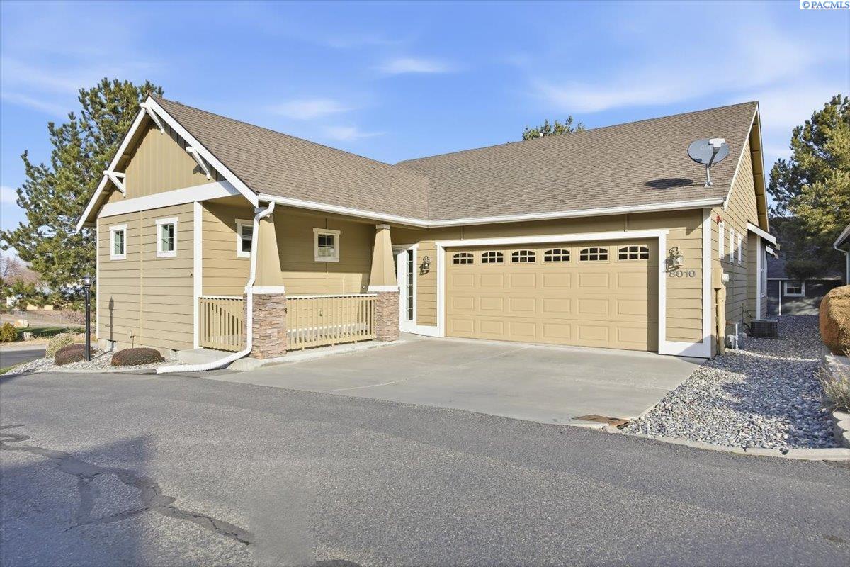 21st Ave, Kennewick, Washington 99338, 2 Bedrooms Bedrooms, 0 ,2 BathroomsBathrooms,Condos/townhomes,For Sale,21st Ave,0,290213