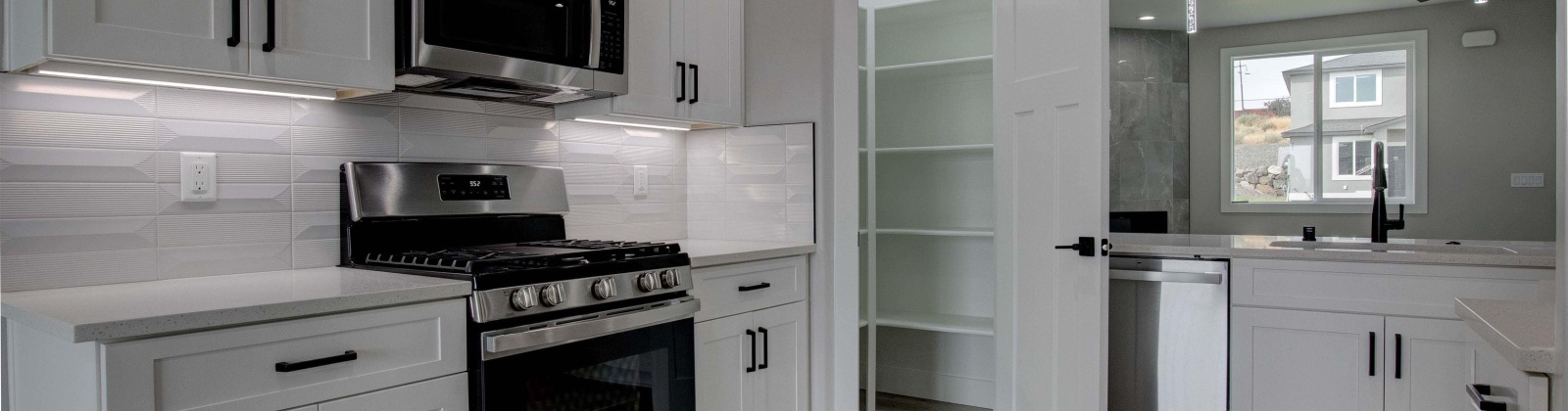 Rio Vista Loop, Richland, Washington 99352, 3 Bedrooms Bedrooms, 0 ,3 BathroomsBathrooms,Condos/townhomes,For Sale,Rio Vista Loop,0,290222